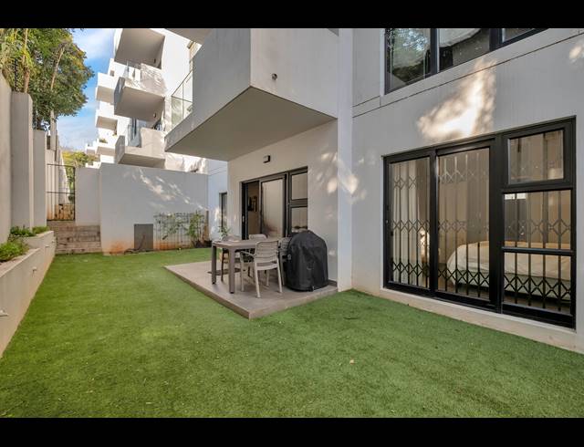 2 BEDROOM APARTMENT FOR SALE IN ROSEBANK